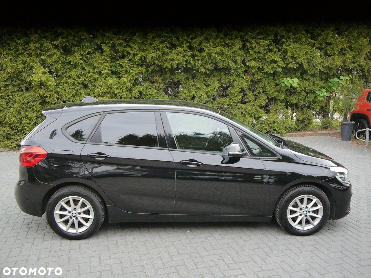BMW Seria 2 216d Active Tourer M Sport - 8