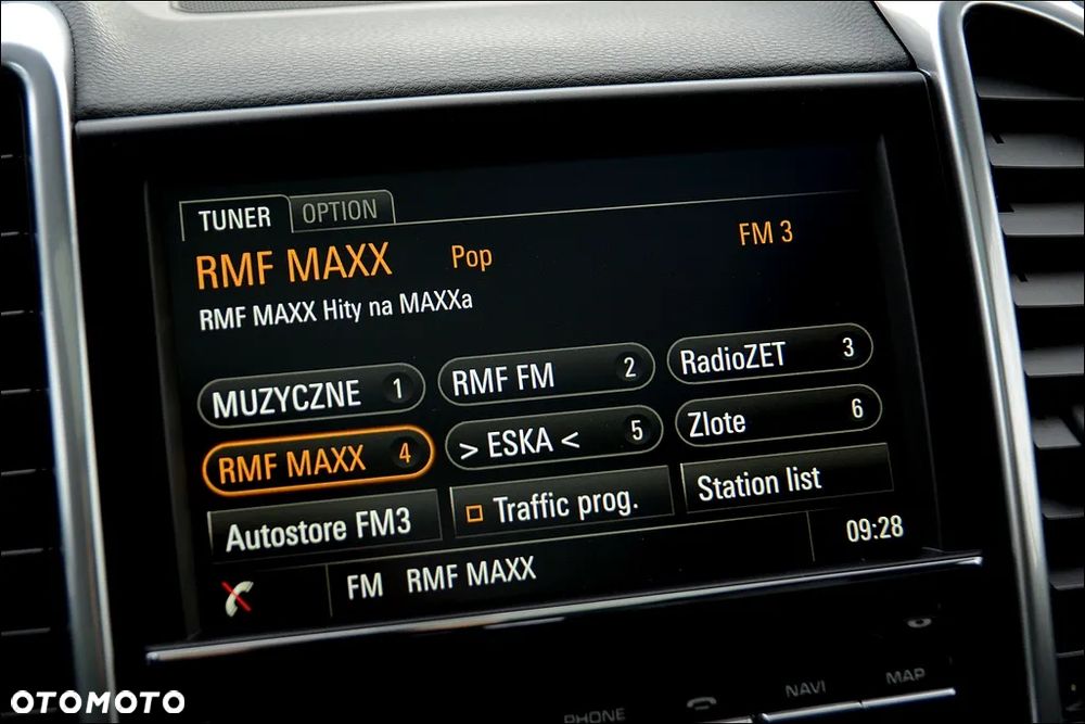 Porsche Cayenne S Platinum Edition - 35