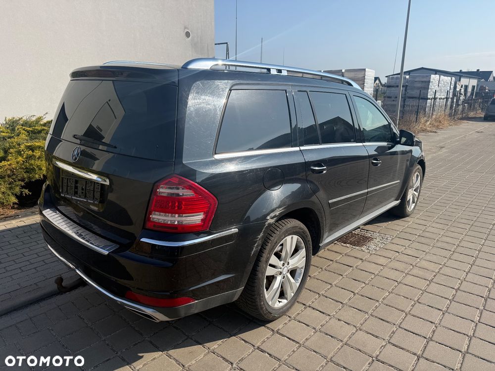 Mercedes-Benz GL 450 CDI DPF 4Matic 7G-TRONIC - 4