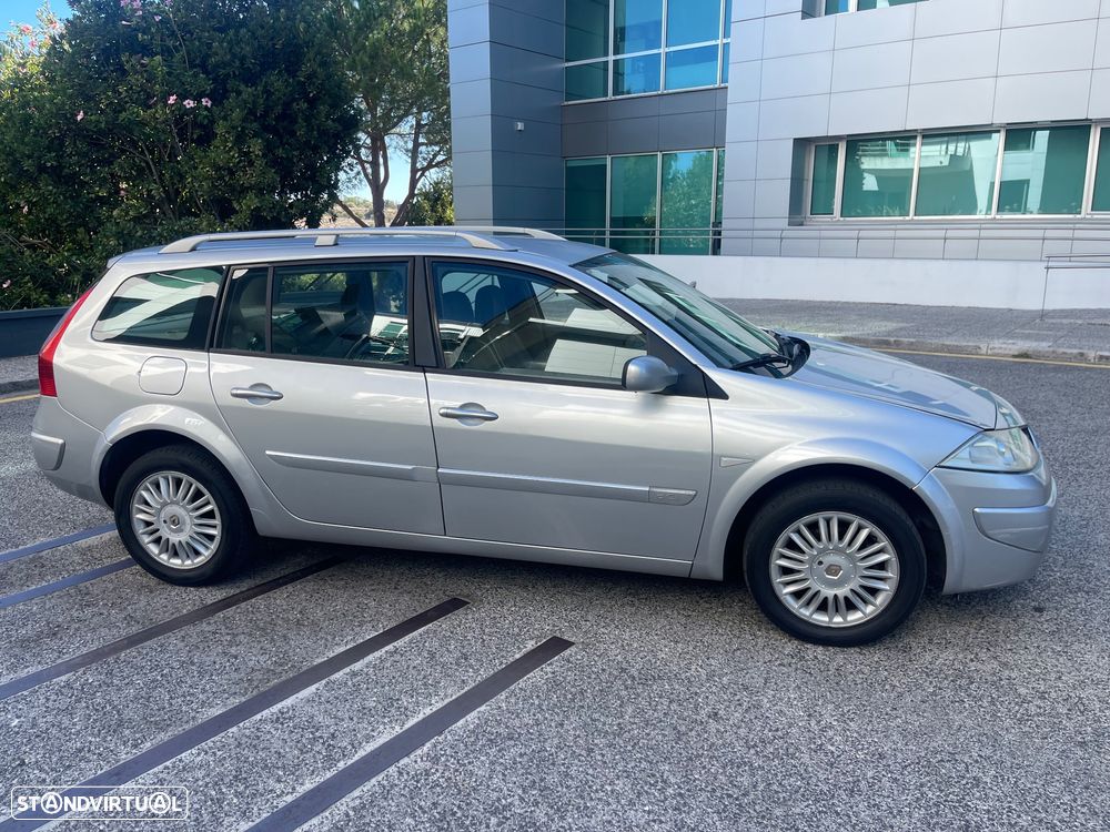 Renault Mégane Break 1.5 dCi Dynamique - 1