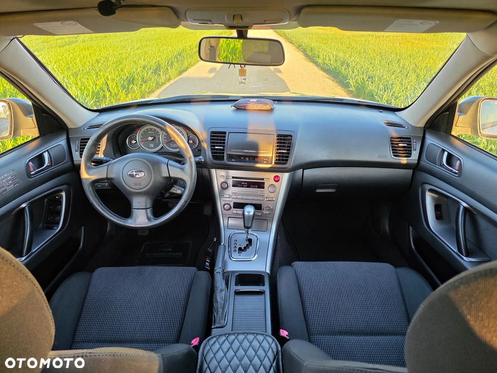 Subaru Outback - 19