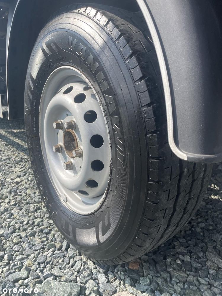 Mercedes-Benz Sprinter - 22