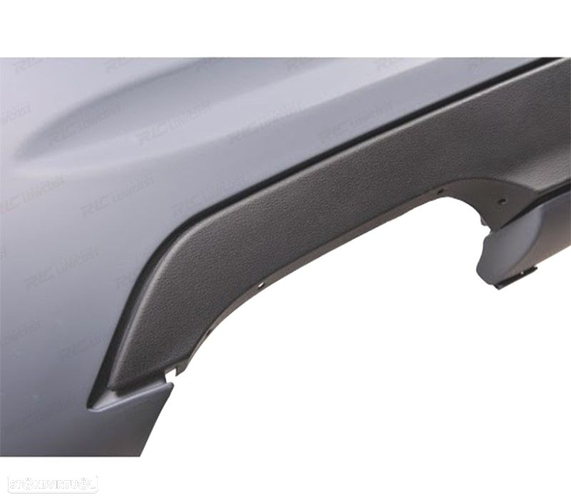 PARA-CHOQUES TRASEIRO MERCEDES CLK 200 500 W209 C209 02-09 LOOK AMG C63 PDC - 2