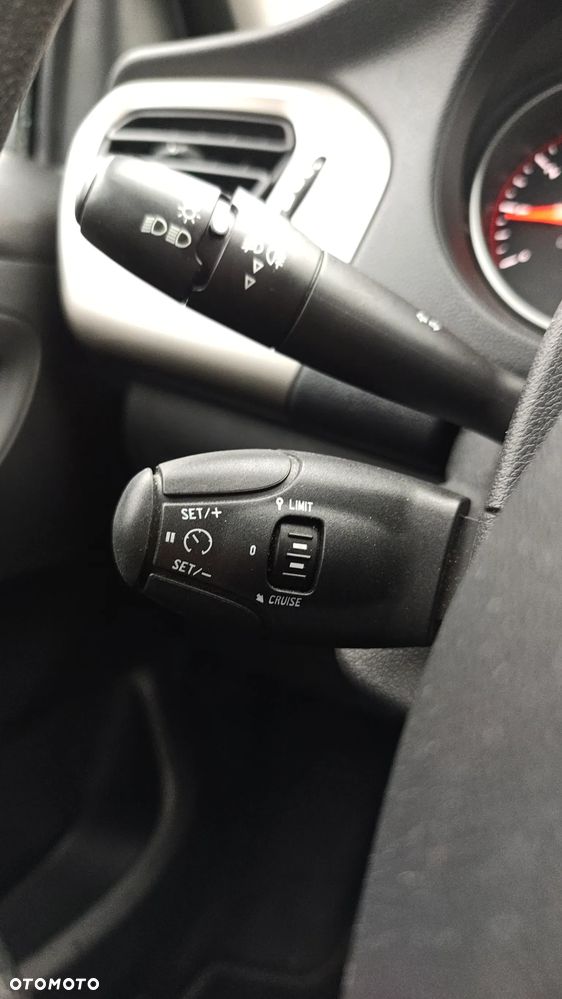 Citroën C-Elysée 1.2 PureTech Exclusive - 32
