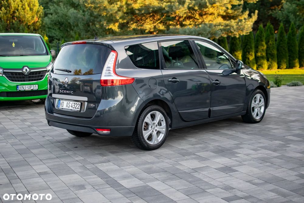 Renault Grand Scenic - 23