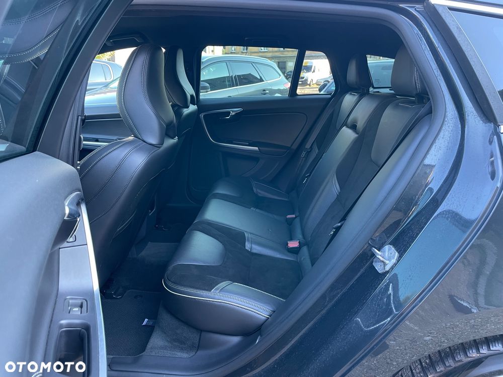 Volvo V60 D3 Geartronic RDesign - 21