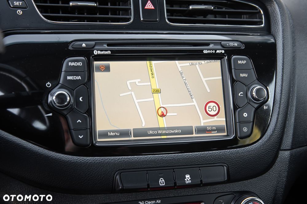 Kia Ceed - 23