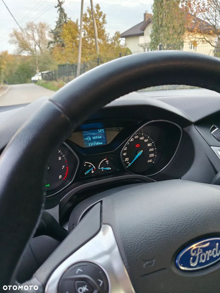 Ford Focus 1.6 Ambiente - 9