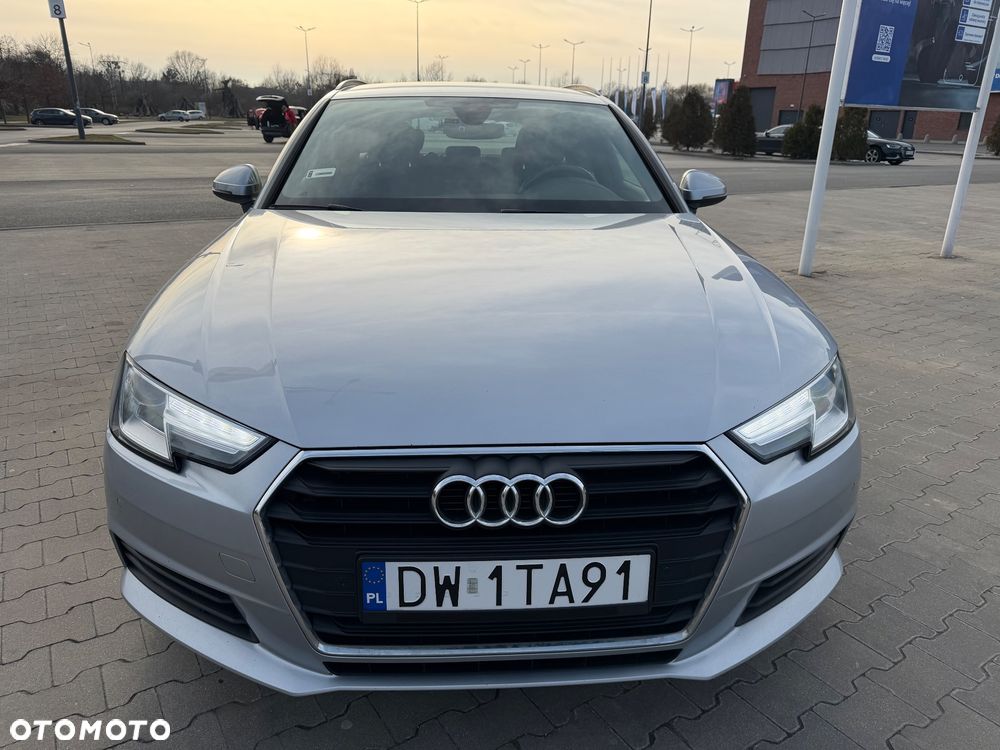 Audi A4 Avant - 2