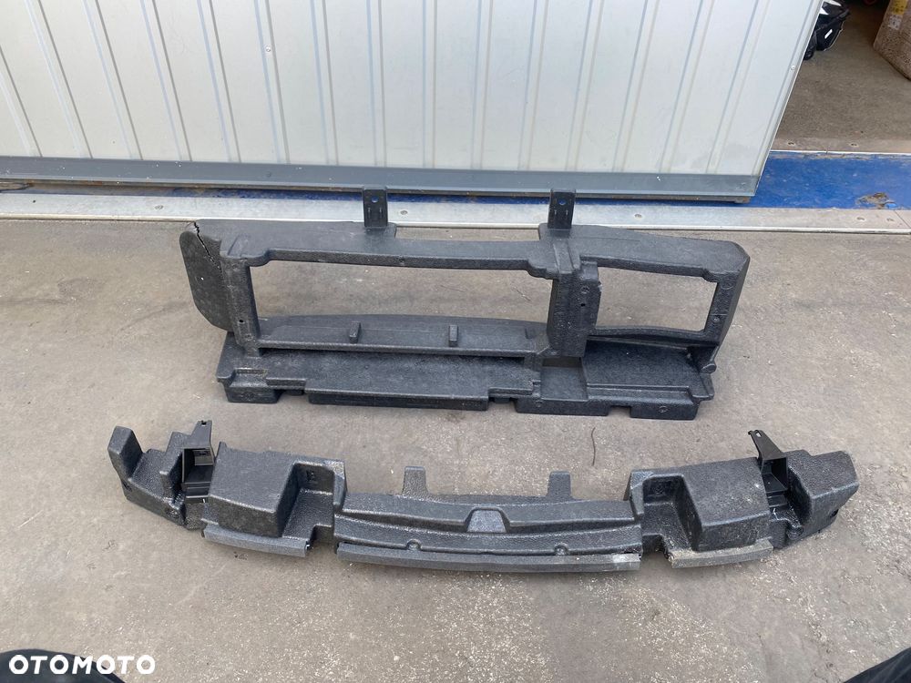 RENAULT CAPTUR 2 II ORYGINALNY !!! WLOT  KIEROWNICA POWIETRZA  Łapacz telewizor ekran  obudowa wypełnienie pianka styropian pas 626531089R + absorber styropianowy 620907296R pod zderzak zderzaka