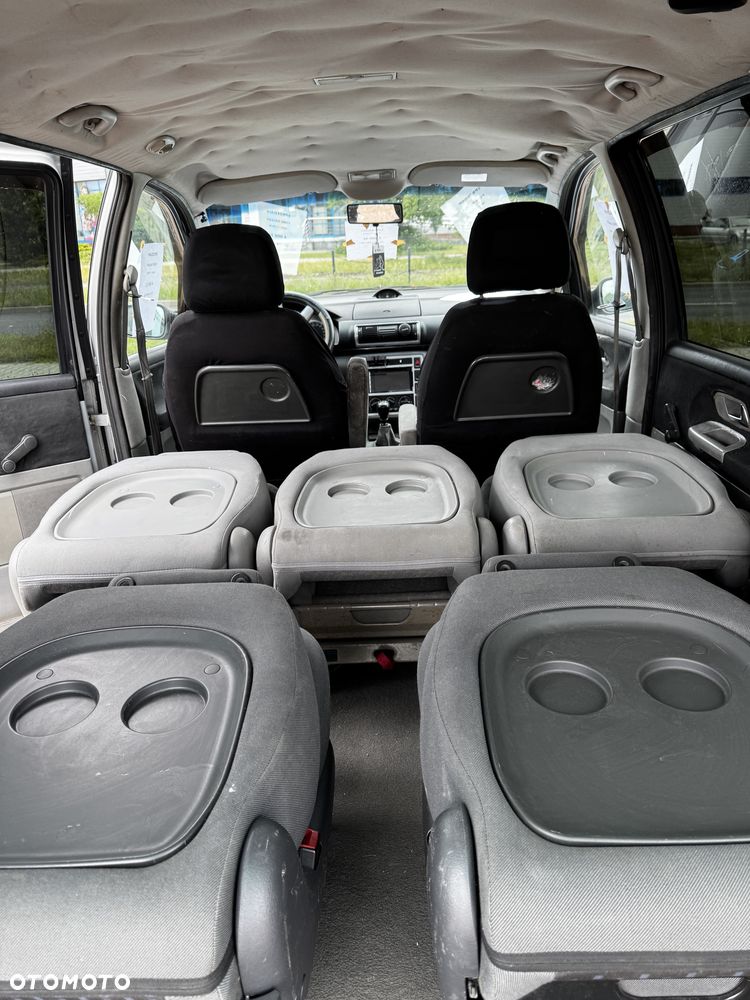 Ford Galaxy - 4