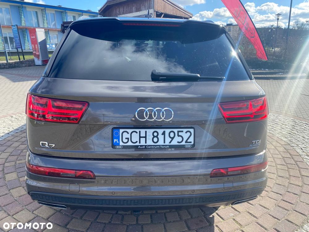 Audi Q7 - 8