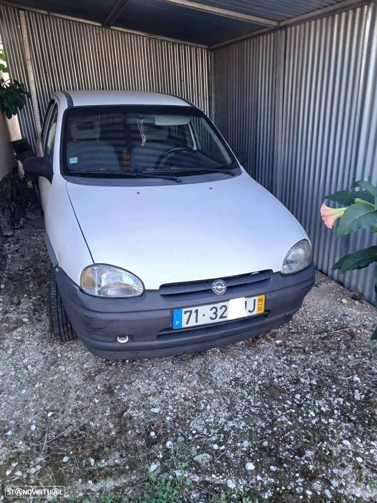 Opel Corsa 1.5 TD - 1