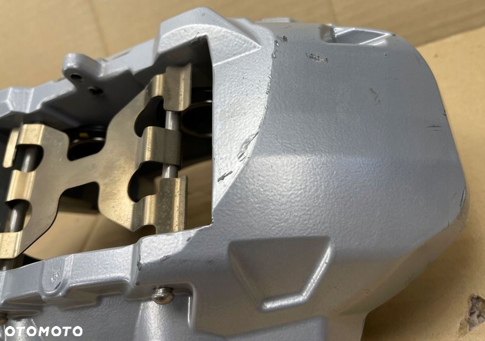 2 MERCEDES C-KLASA W 205 AMG ZACISK HAMULCOWY LEWY PRZÓD - 9