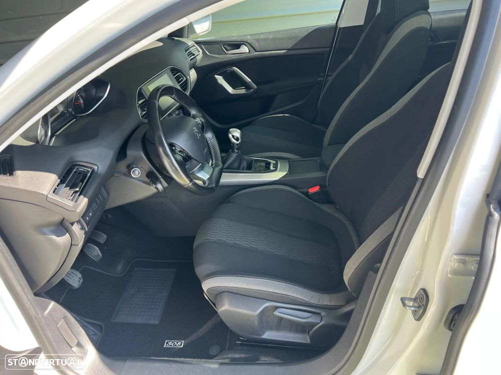 Peugeot 308 SW 1.6 BlueHDi Allure J17 - 20