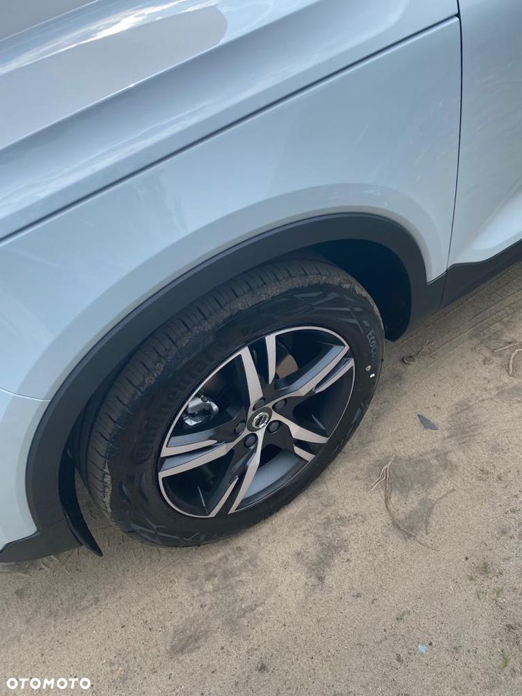 Volvo XC 40 T3 R-Design - 6