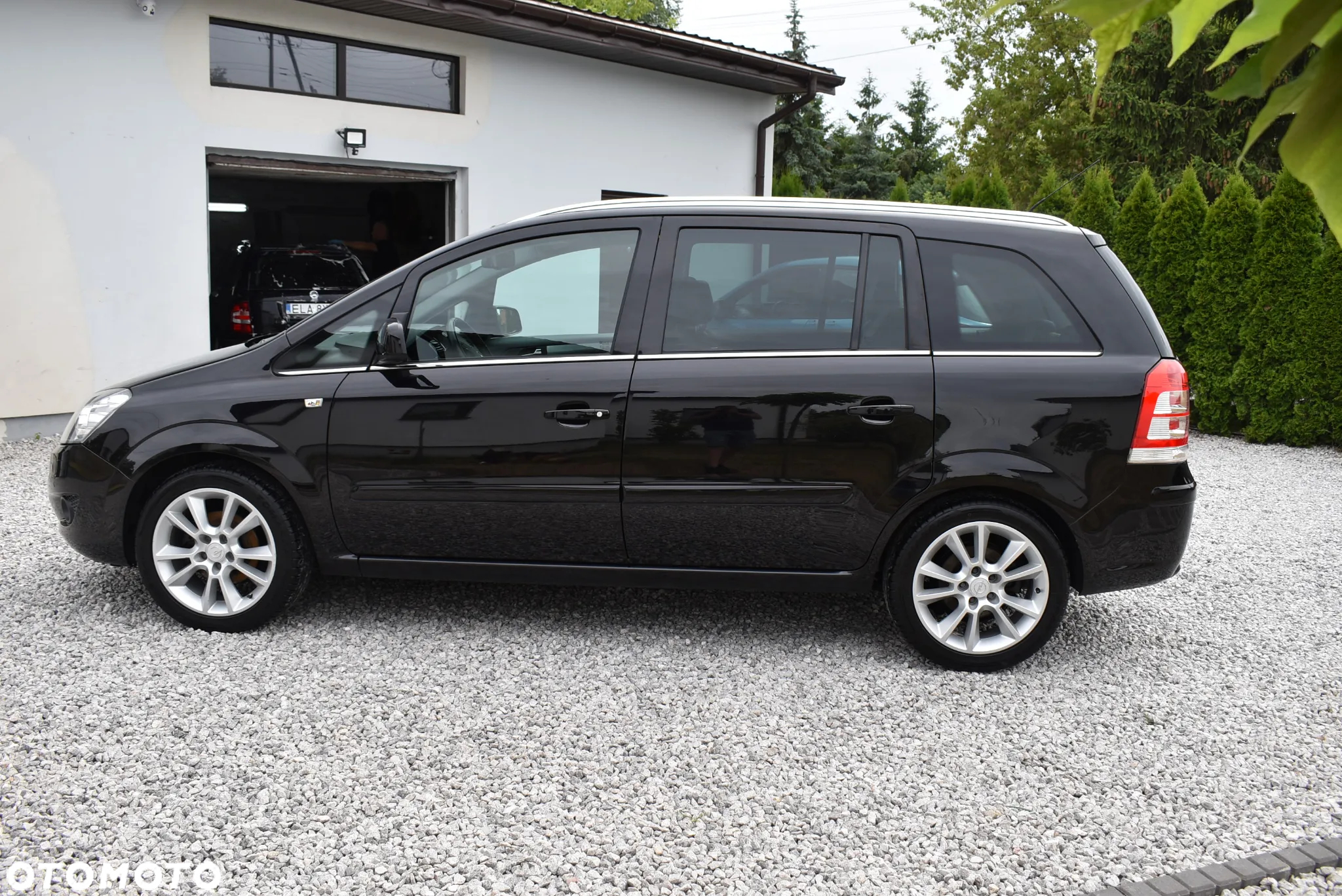 Opel Zafira - 9