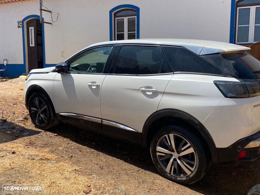 Peugeot 3008 1.5 BlueHDi Allure Pack EAT8 - 5