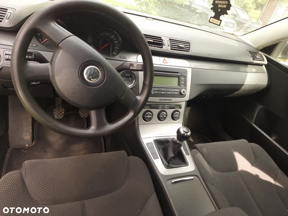 Volkswagen Passat - 7