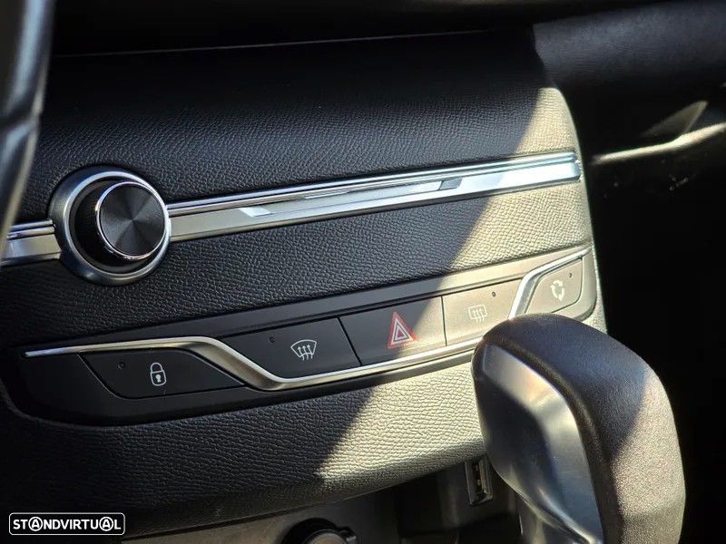 Peugeot 308 SW BlueHDi 130 EAT6 Stop & Start Active - 34