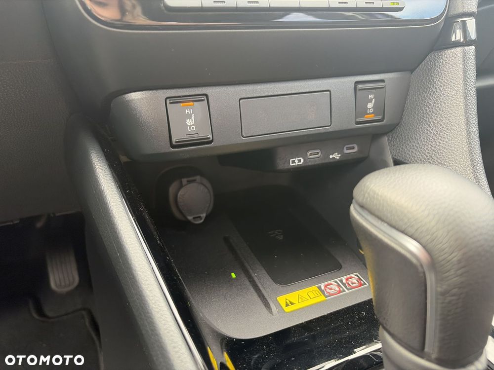 Toyota Yaris Hybrid 1.5 Style - 16