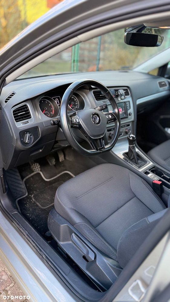 Volkswagen Golf 1.2 TSI BMT Comfortline - 6