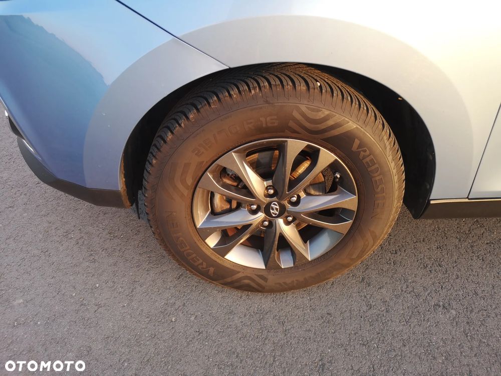 Hyundai ix35 1.6 GDI Premium 2WD - 24