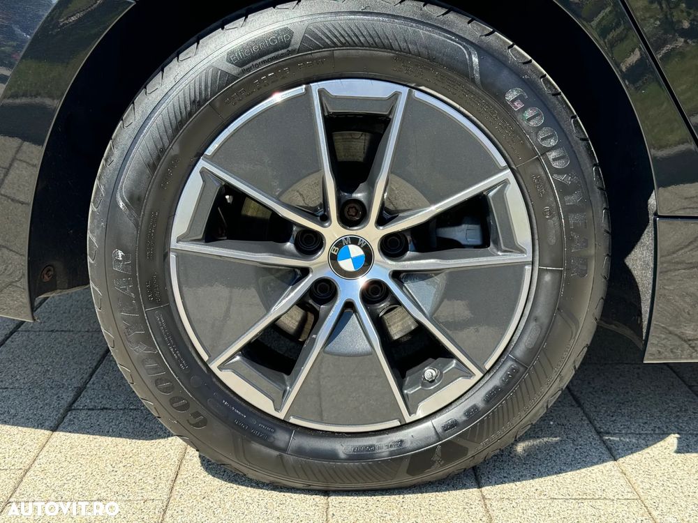 BMW Seria 3 - 12