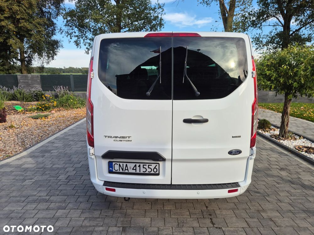 Ford Transit Custom - 11