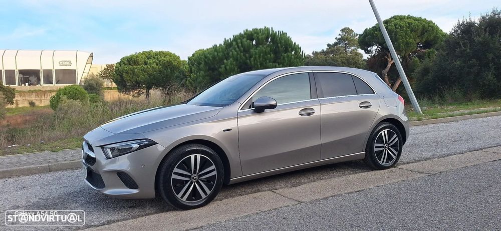 Mercedes-Benz A 250 e Progressive - 1