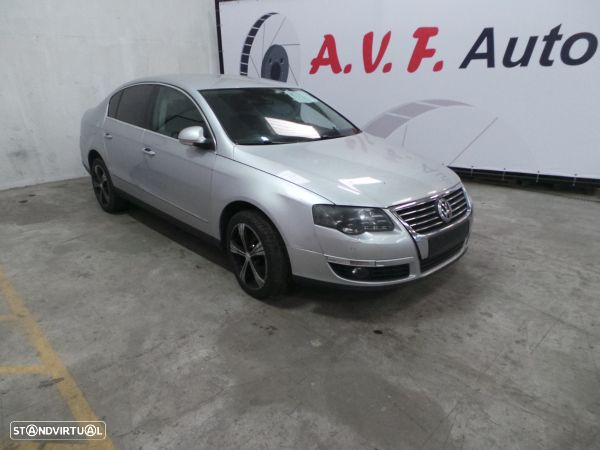 Para Peças Volkswagen Passat (3C2) - 2