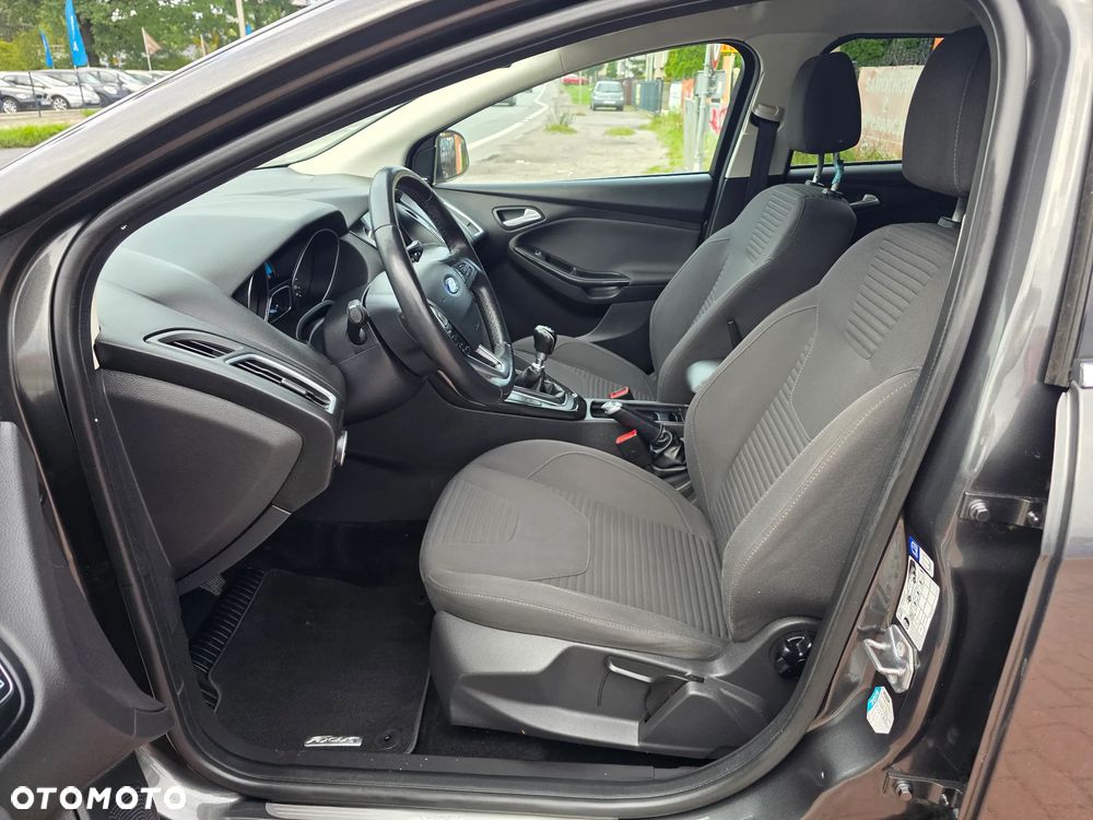 Ford Focus 1.5 TDCi DPF Start-Stopp-System Titanium - 12