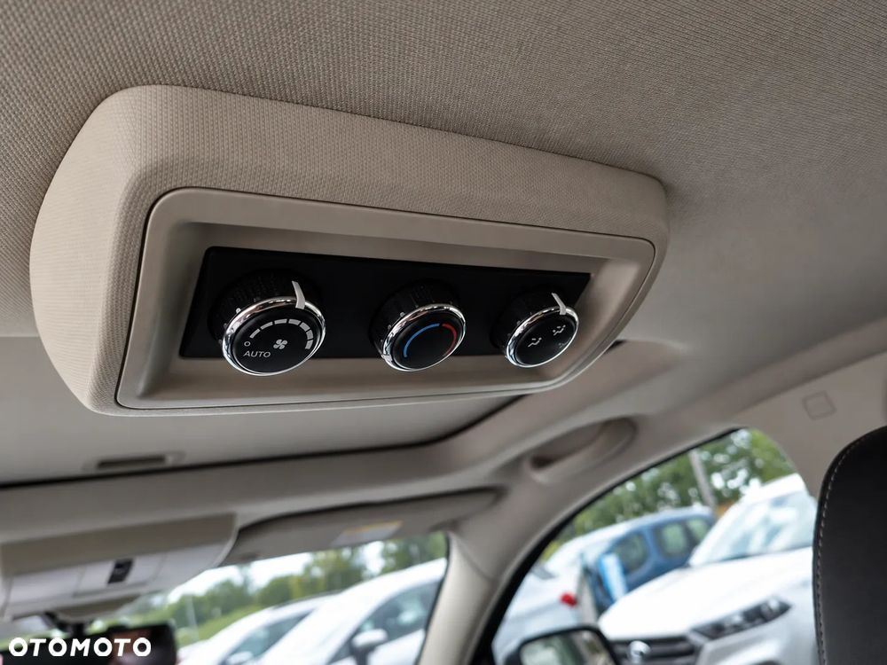 Fiat Freemont 2.0 Multijet Lounge AWD - 37