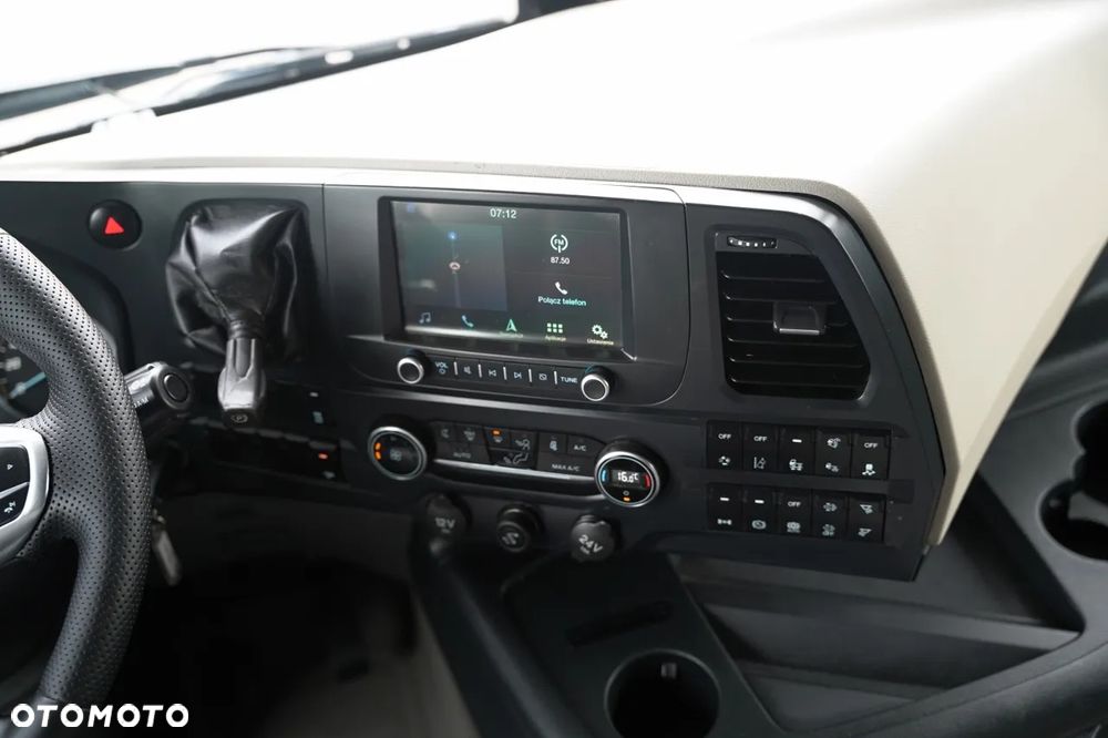 Ford F-MAX 500 / KLIMATYZACJA POSTOJOWA / - 29