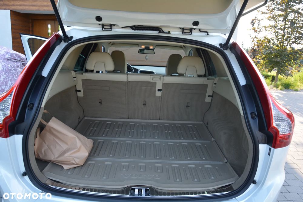 Volvo XC 60 - 21