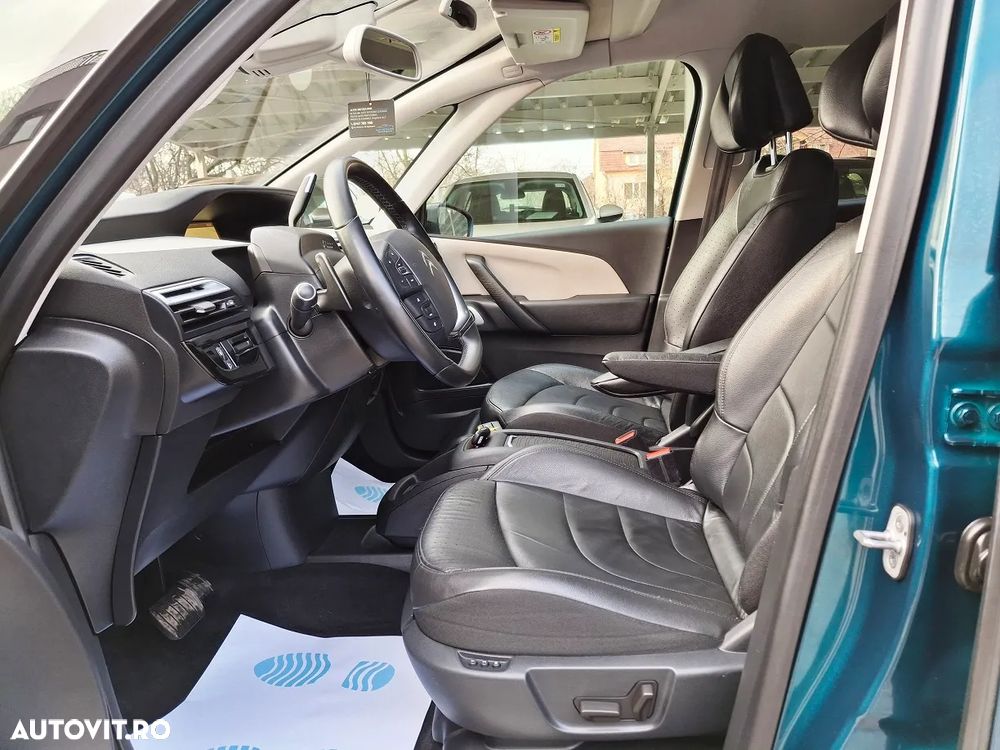 Citroën C4 Space Tourer - 8
