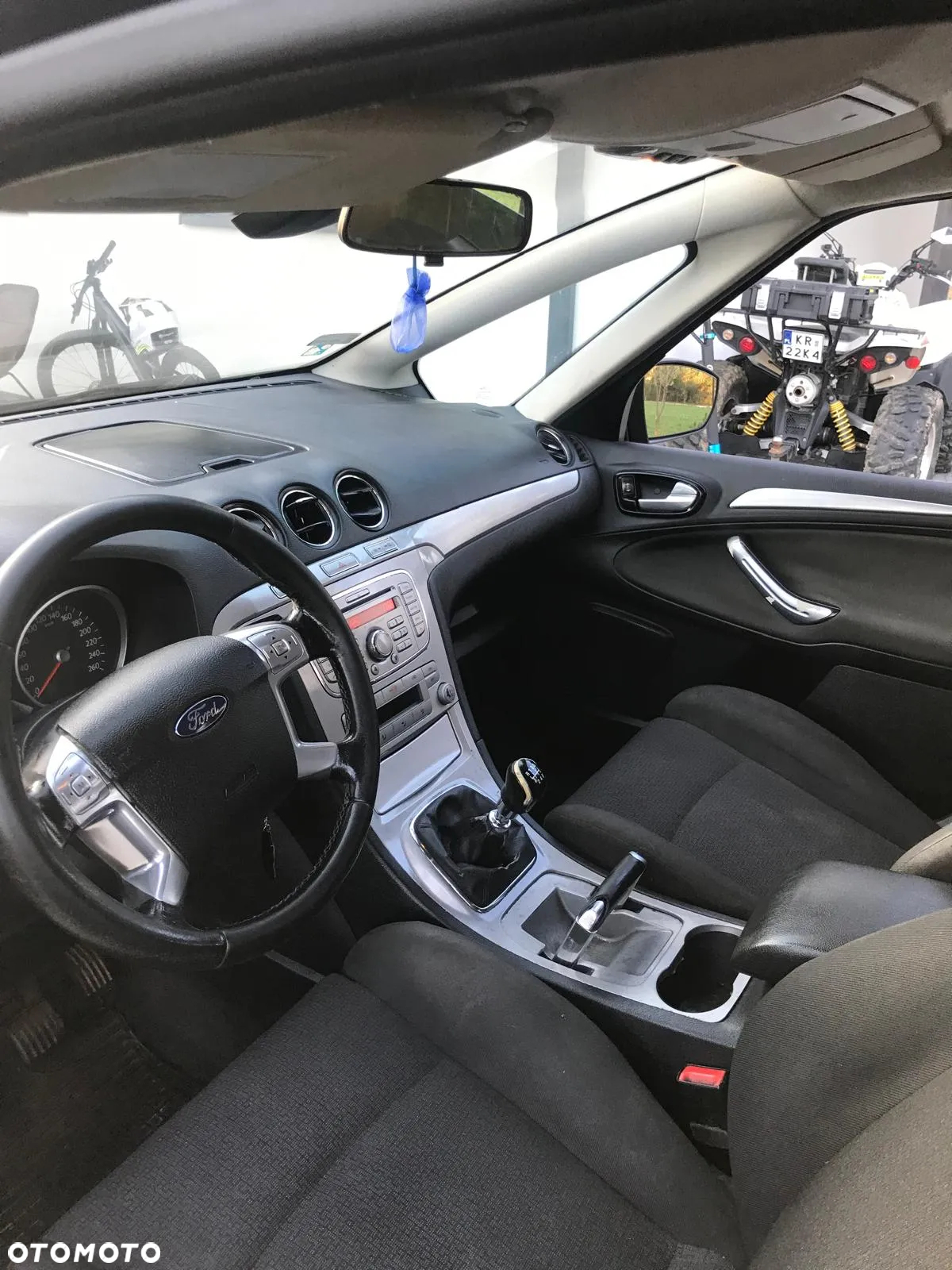 Ford S-Max - 8