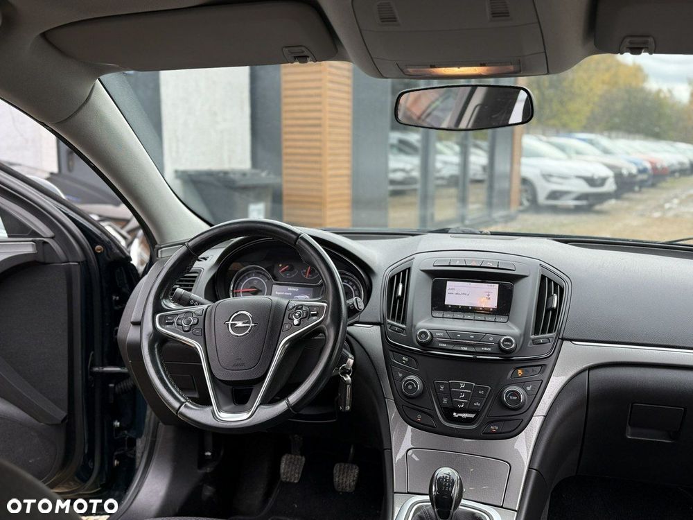 Opel Insignia - 24