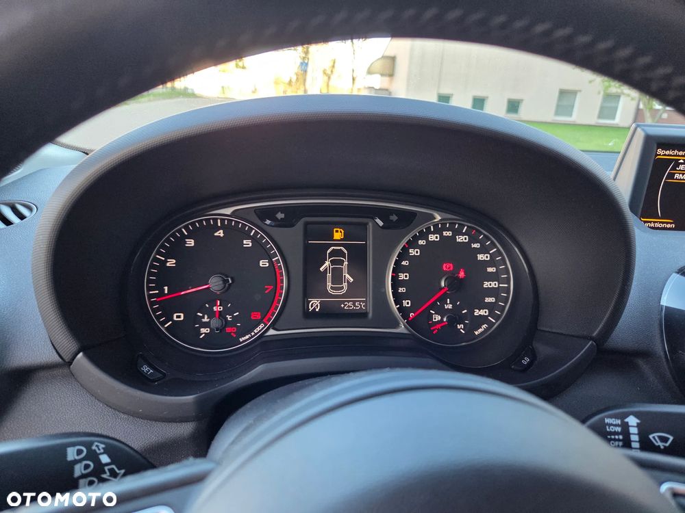 Audi A1 Sportback 1.2 TFSI S line edition - 13