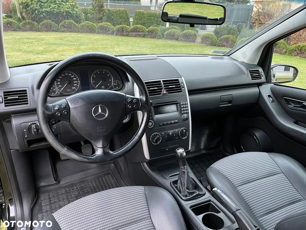 Mercedes-Benz Klasa A 170 Avantgarde - 8