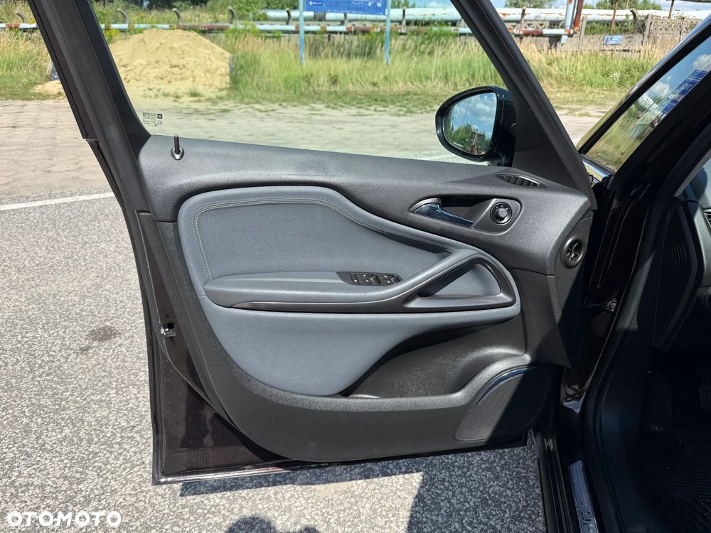 Opel Zafira Tourer 2.0 CDTI Innovation - 26