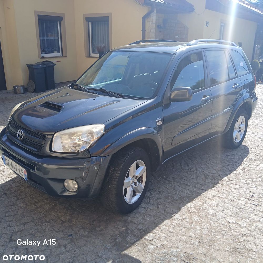 Toyota RAV4 D-4D 4x4 - 4