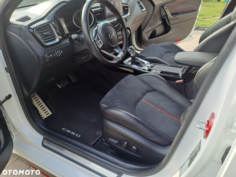 Kia Ceed 1.6 T-GDI DCT7 OPF GT - 13