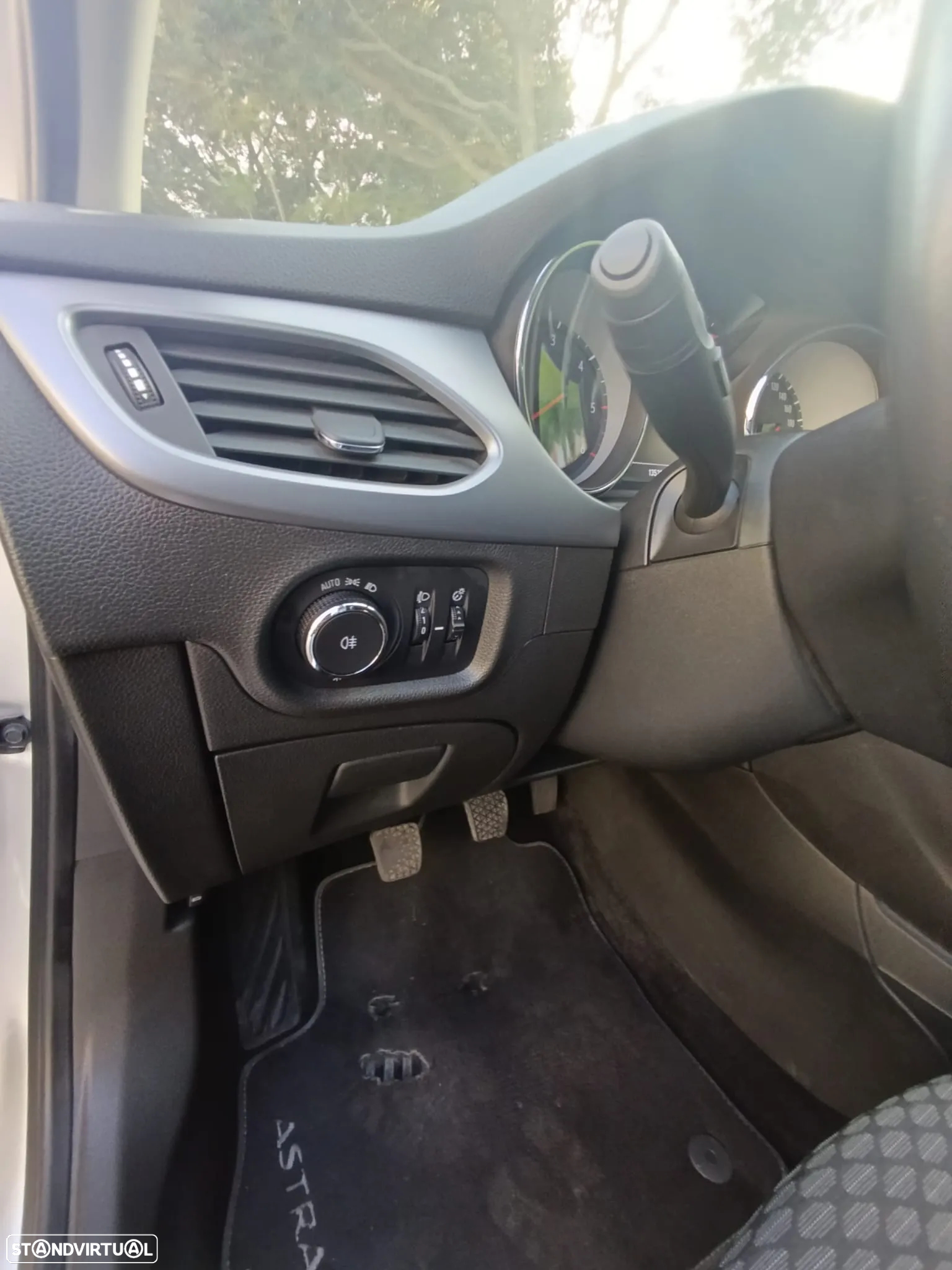Opel Astra 1.6 CDTI Dynamic Sport S/S - 28
