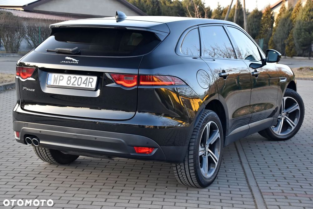 Jaguar F-Pace 2.0 i4D AWD R-Sport - 3
