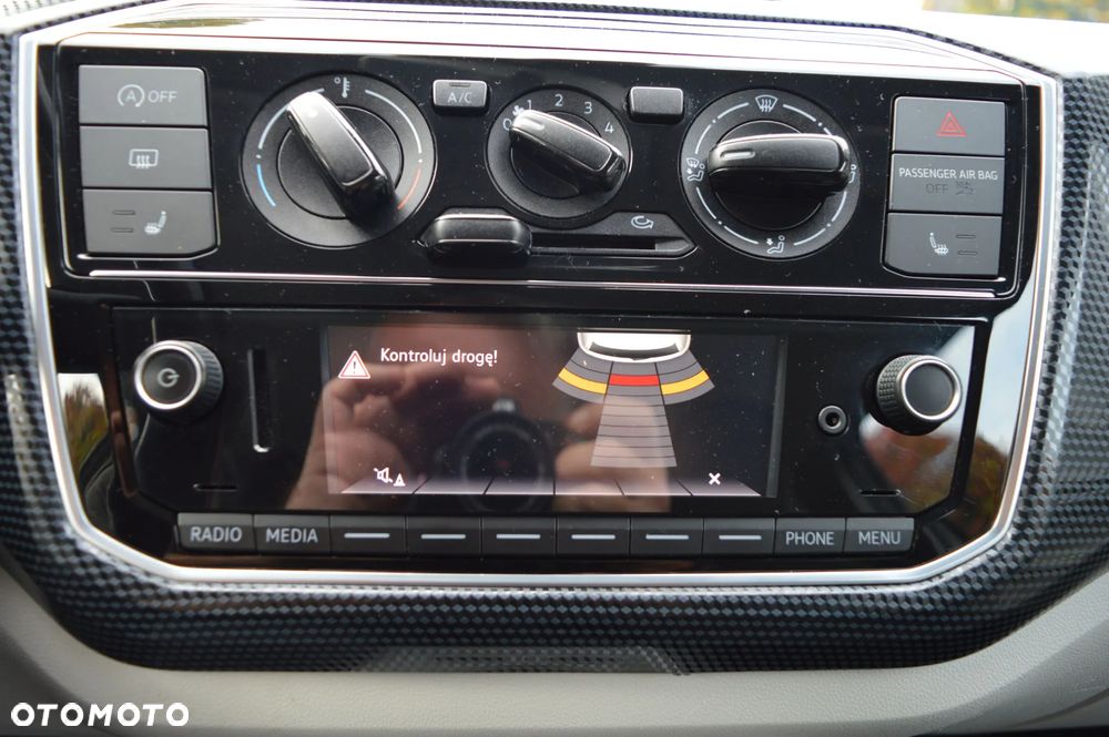 Volkswagen up! club - 25