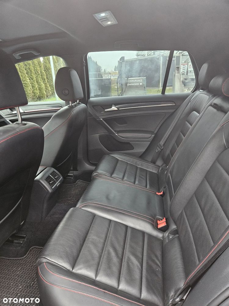 Volkswagen Golf 2.0 TSI BMT GTI Performance - 14