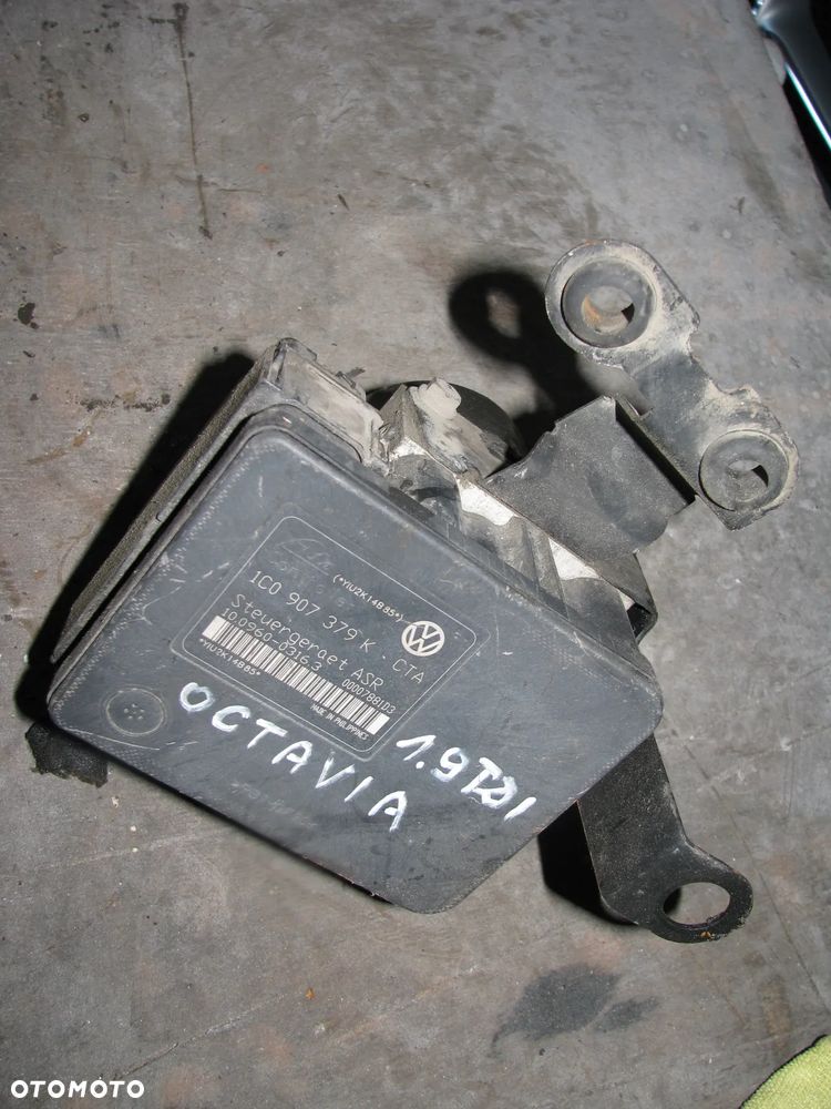 POMPA ABS VW GOLF 4 IV BORA OCTAVIA 1 1C0907379K - 1