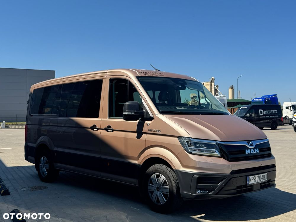 MAN TGE 3.180 KOMBI DEMO 8-osobowy - 5