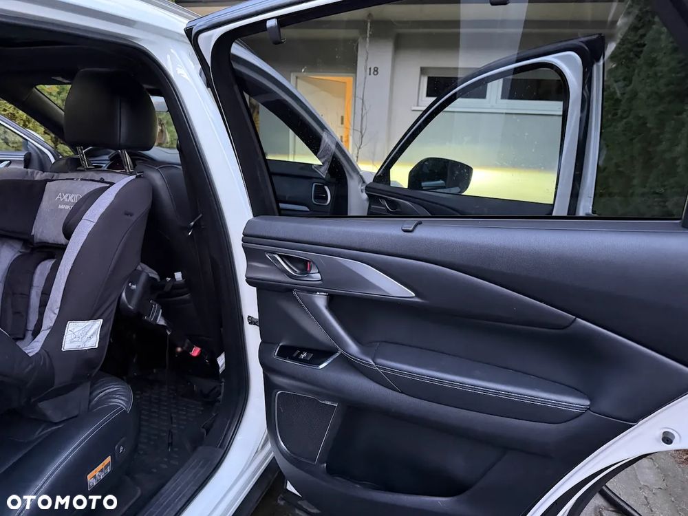 Mazda CX-9 - 15